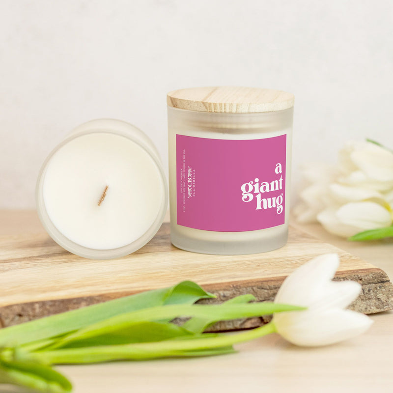 Glass Candle - Giant Hug (Spiced Oatmilk)